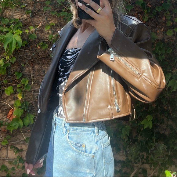 Lioness cropped leather jacket - Picture 2 of 5